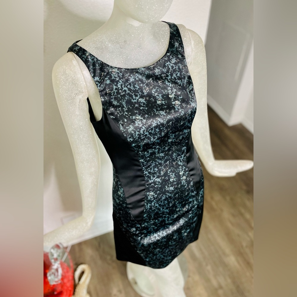 AllSaints Women’s Sleeveless Boatneck Black & Teal Mini Dress. Size 4